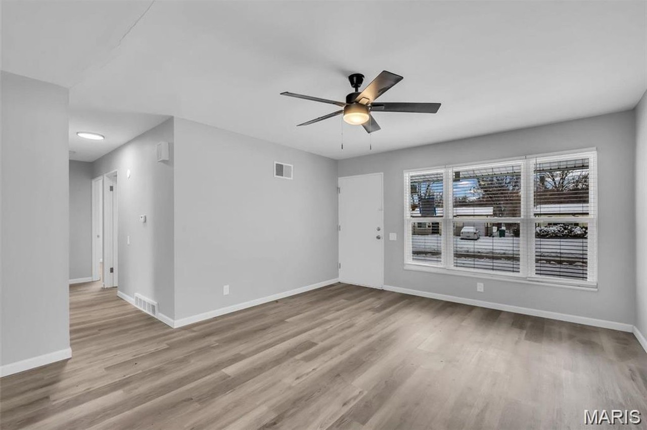 10618 Landseer Dr - Photo 3 of 19