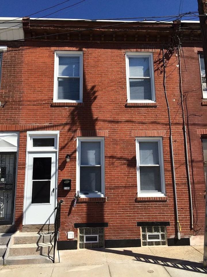 2105A W Seybert St - Photo 2 of 18