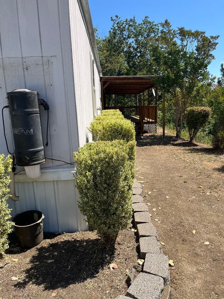 1267 Yokum Road - Photo 5 of 27