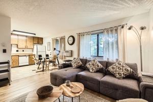 featured image of 925 Columbia Rd #134