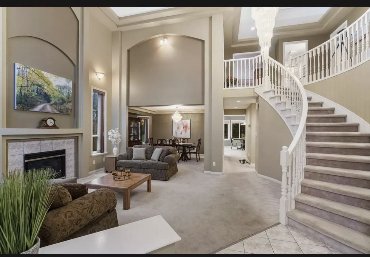 16655 78A Avenue - Photo 3 of 33