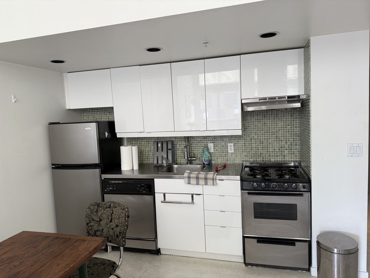 933 Seymour Street #706 - Photo 2 of 4