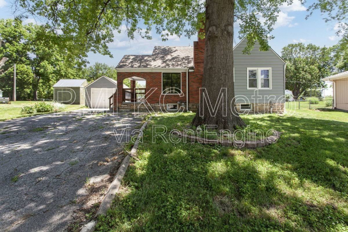 8201 N State Route 9 - Photo 3 of 10