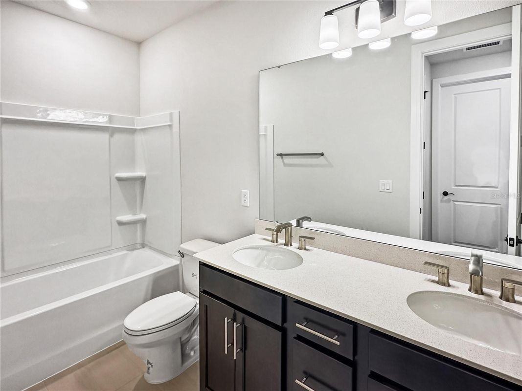 15209 Willow Ridge Dr - Photo 3 of 20