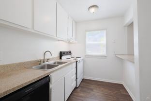 Hampton Hall Apartments - Photo 1 of 1