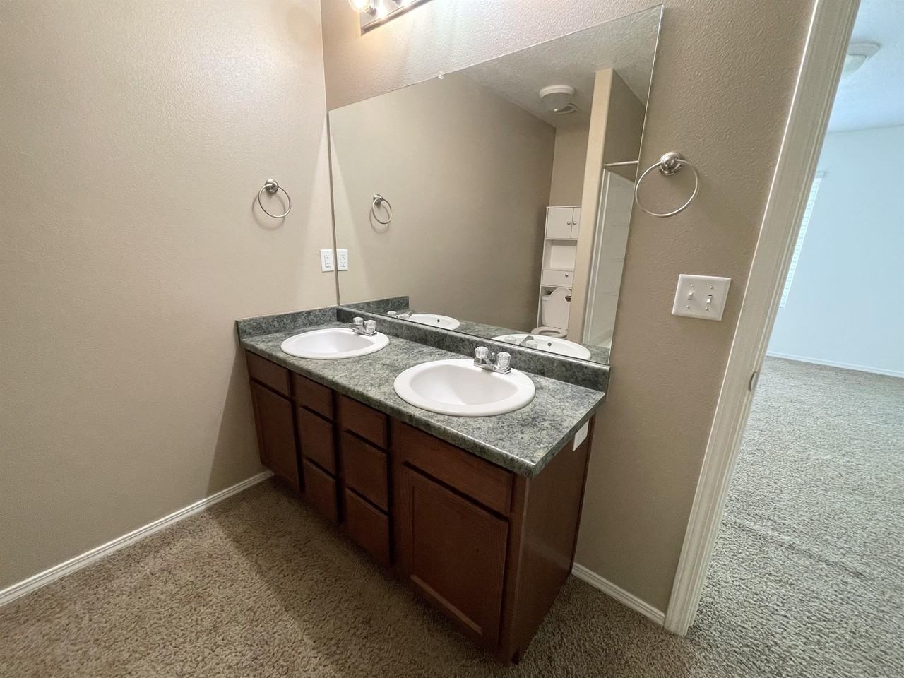 432 Southwest - Photo 7 of 48