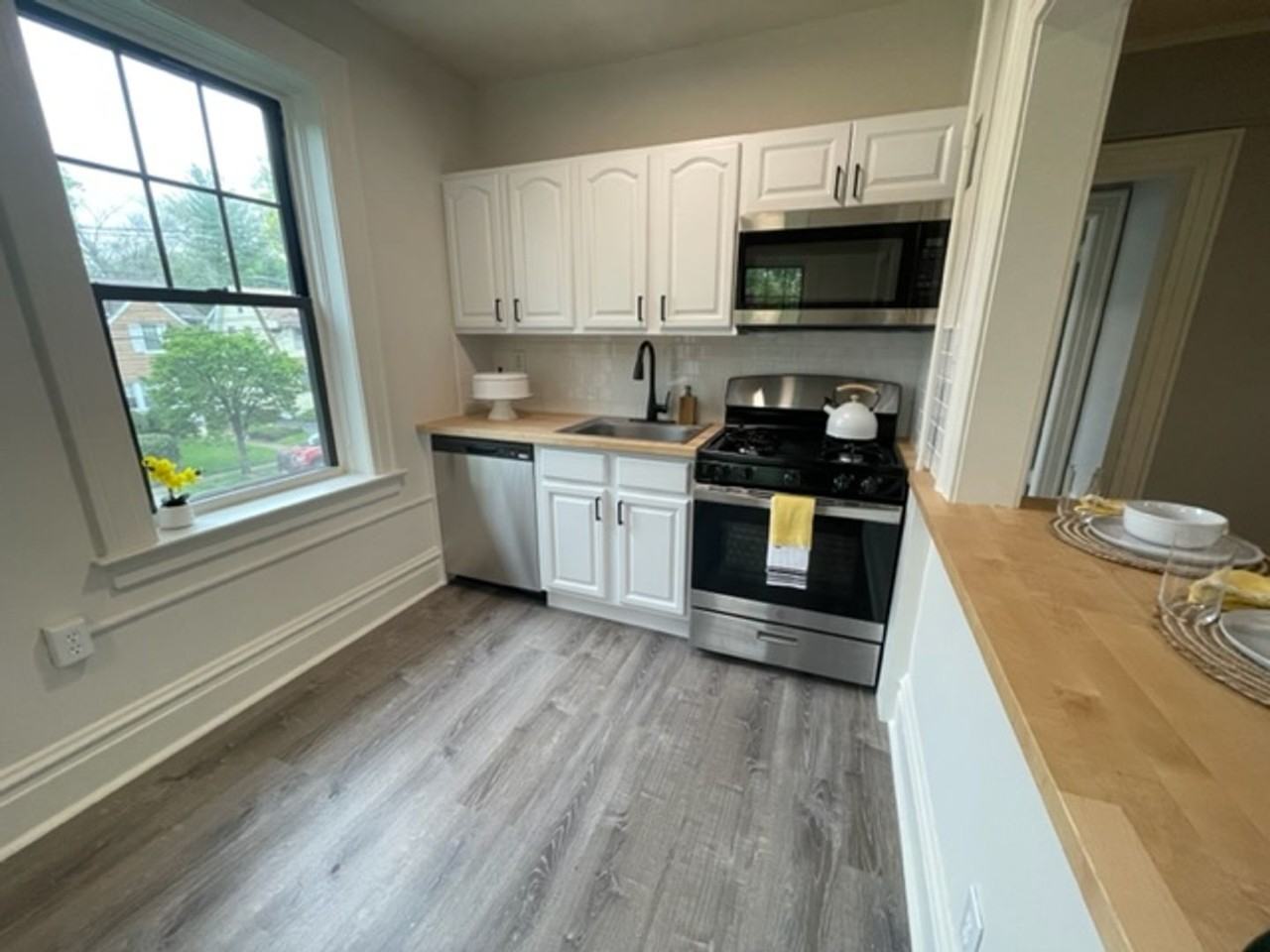 Hillside Gardens Apartment Homes - Photo 5 of 38