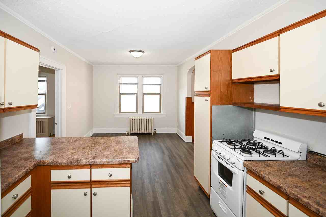 603 1st St Sw #105 - Photo 6 of 16