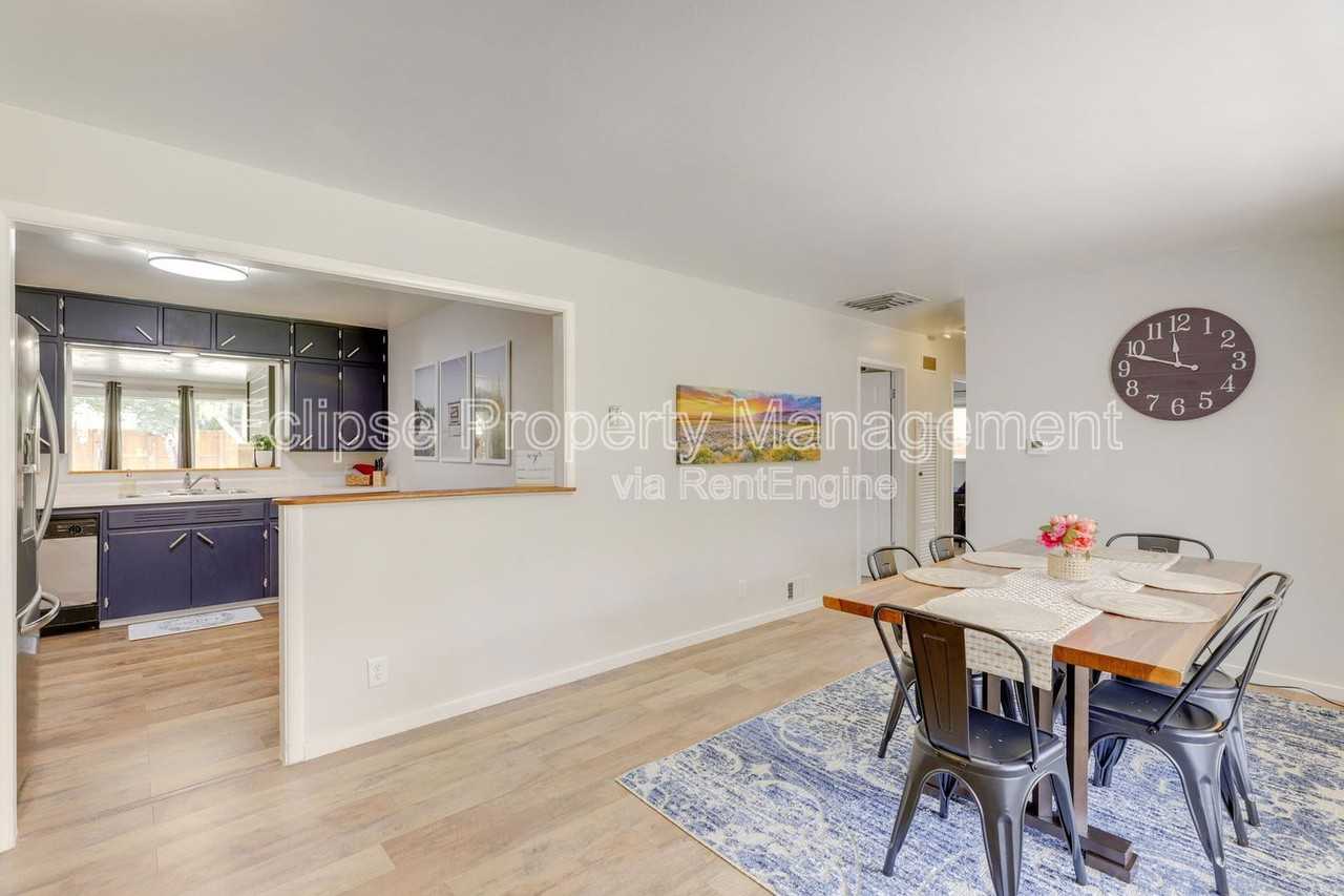 1228 Bonito Ave - Photo 3 of 39