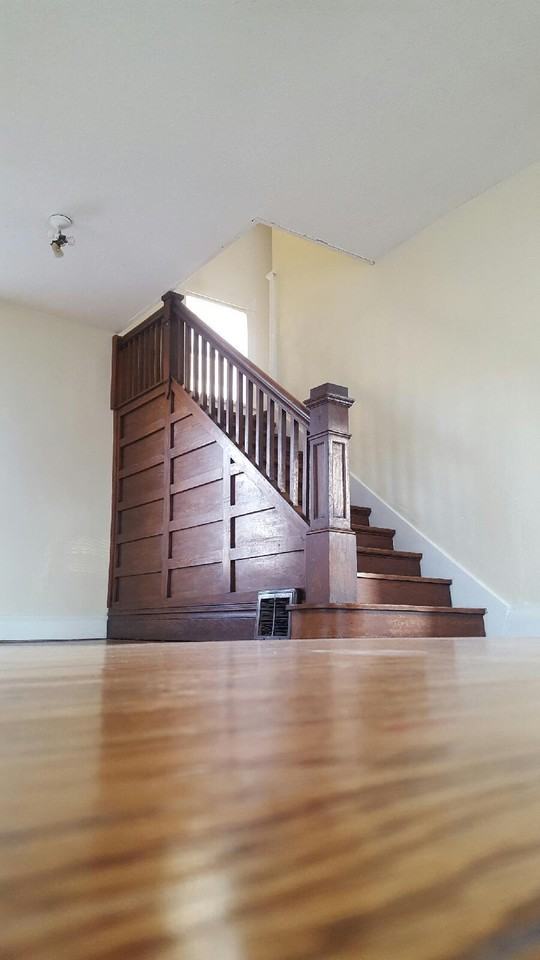 620 Allen St - Photo 6 of 11