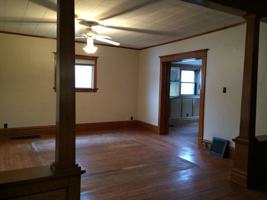 featured image of 618 W 1st St