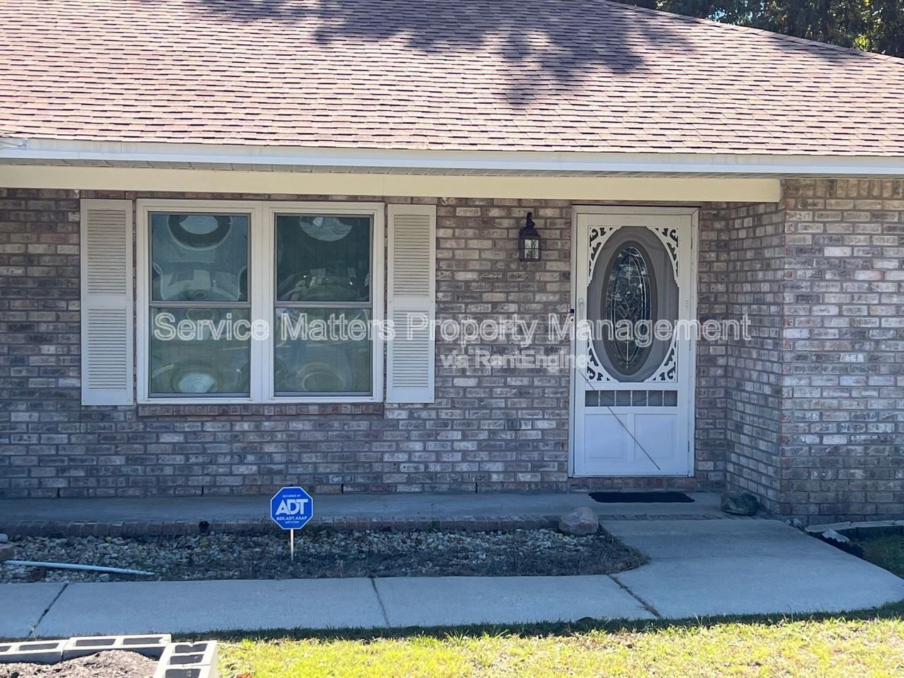 4925 Hyatt Ln - Photo 2 of 22