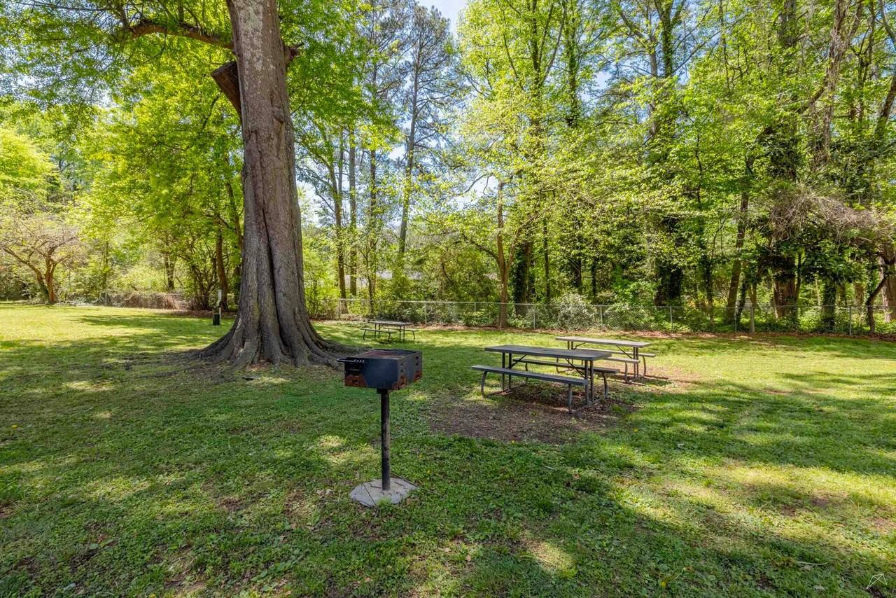 Modern Living in the Heart of Northlake - Photo 7 of 50