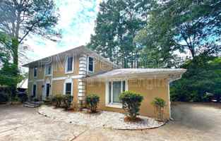 featured image of 5338 Roberts Dr