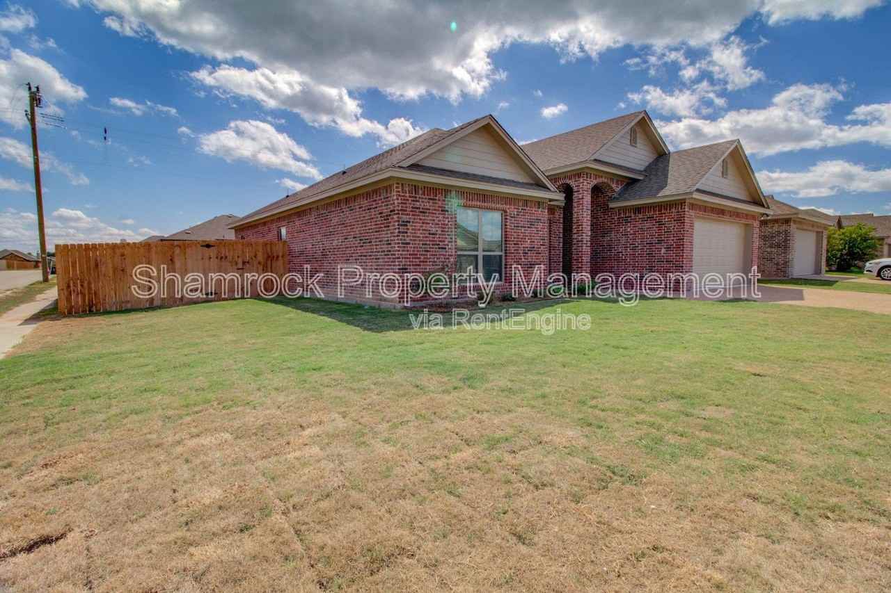 5400 Copper Mountain Dr - Photo 2 of 21