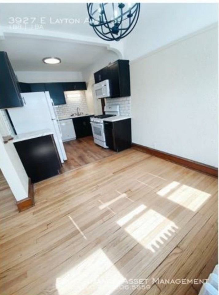 3927 E Layton Ave #5 - Photo 6 of 11