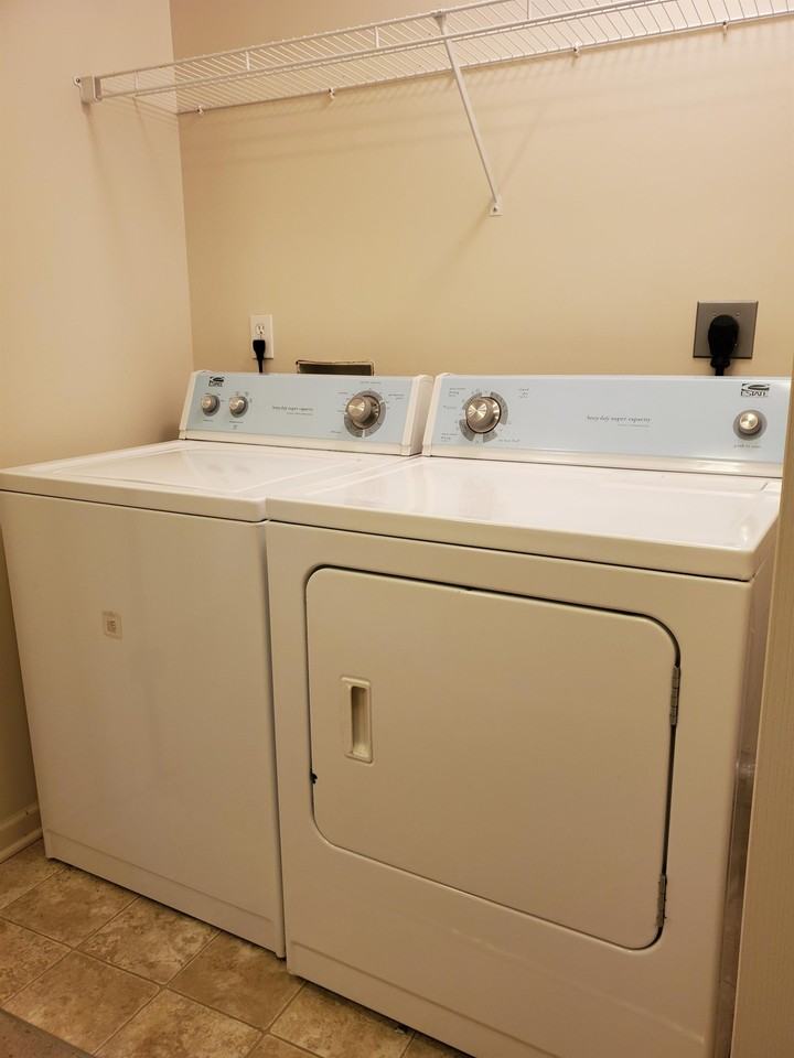 425D Hawthorne Blvd #2 - Photo 2 of 14
