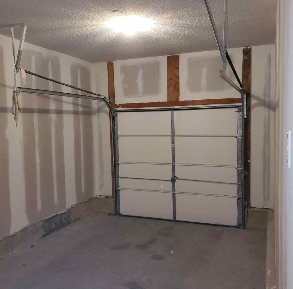 425D Hawthorne Blvd #2 - Photo 3 of 14