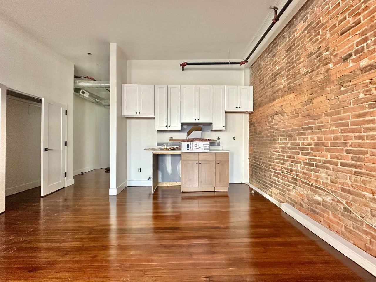 813-819 Chapel Street - Photo 4 of 10