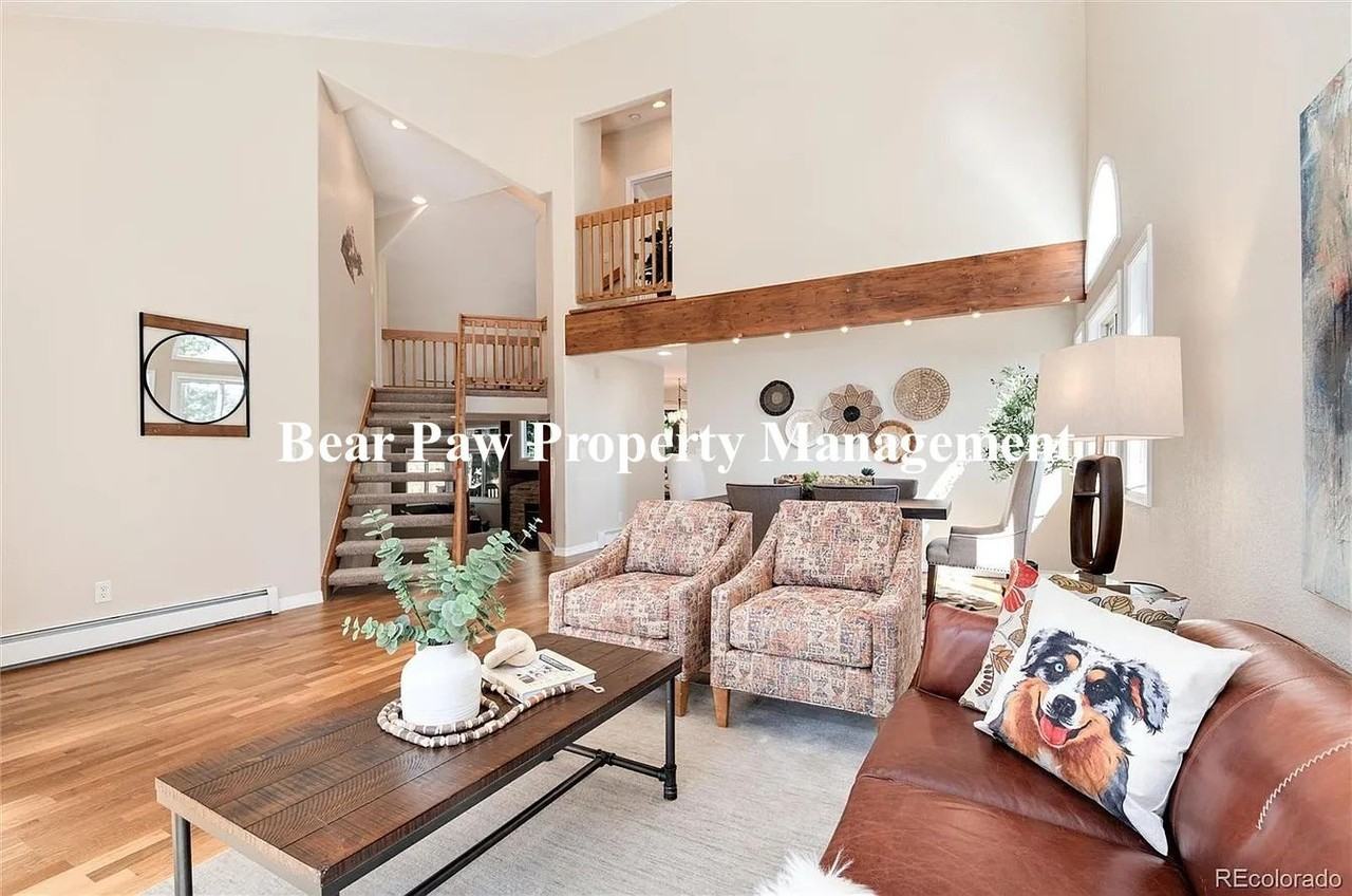 8171 S Homesteader Dr - Photo 3 of 34