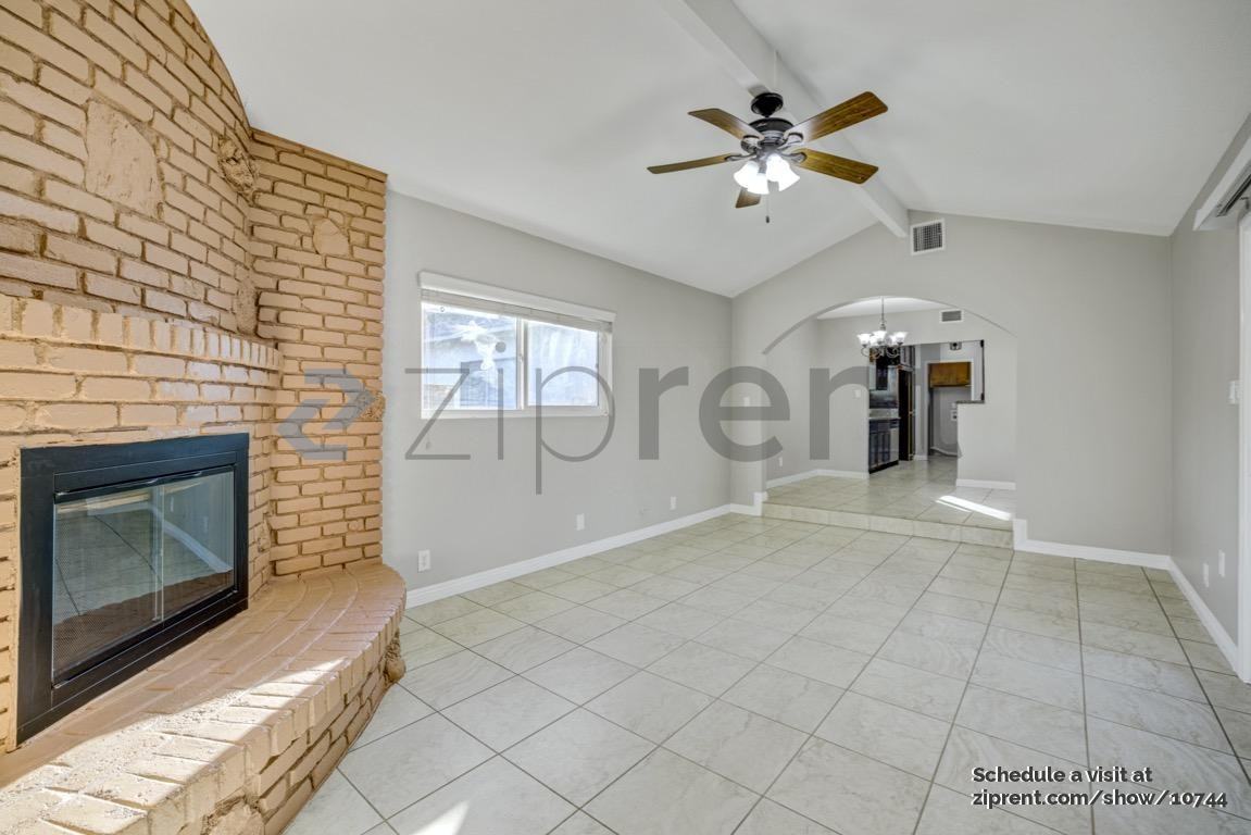 16422 Mcrae Ave - Photo 2 of 21