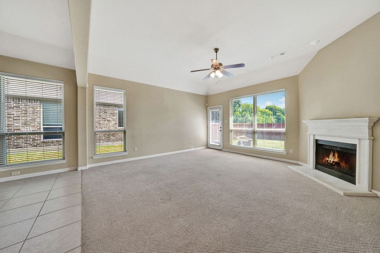 3712 Alder Dr - Photo 3 of 30