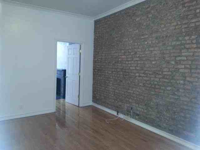 380 Bleecker St 2 - Photo 2 of 3