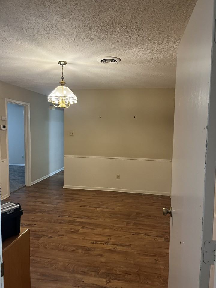 1506 Elizabeth St #NA - Photo 5 of 11