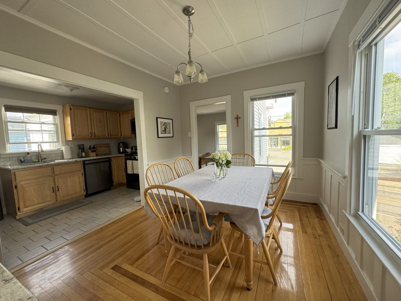 29 Ocean Ave #2 - Photo 4 of 24