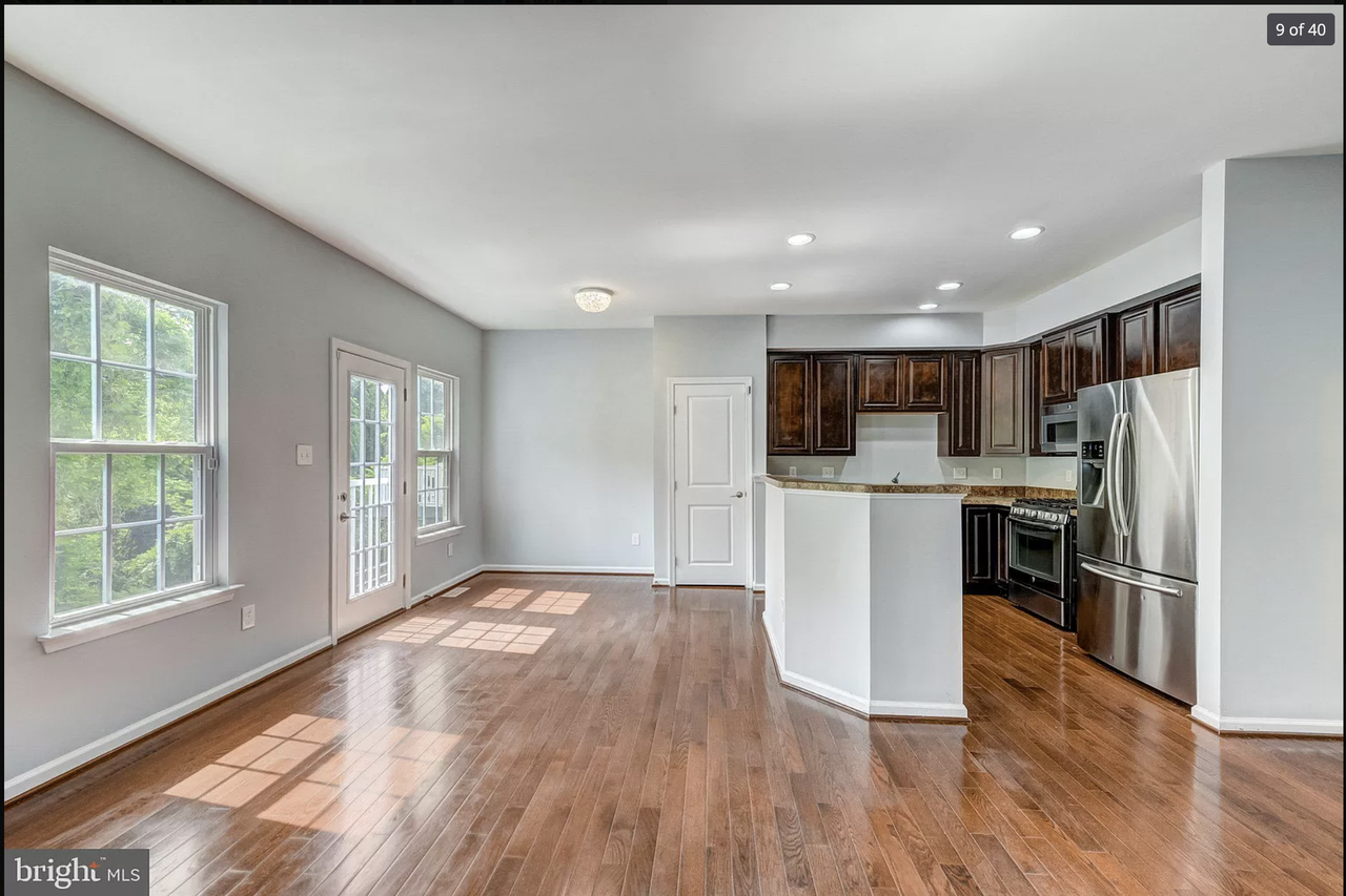 61 Franklin Cir #61 - Photo 3 of 17