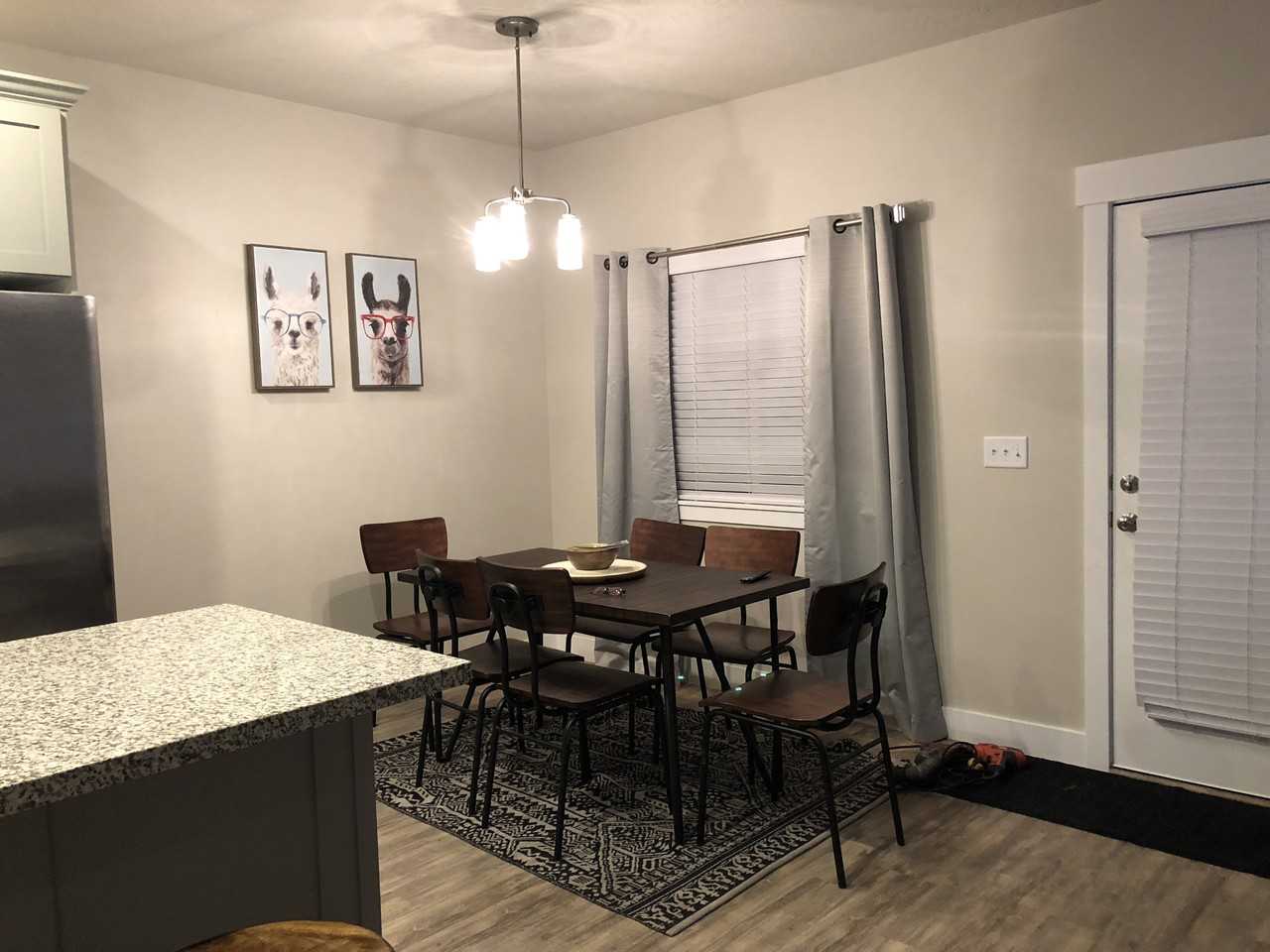 703 Sw #1 - Photo 3 of 5