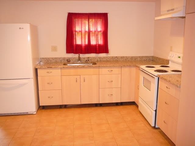 2075 Garrisonville Rd - Photo 2 of 7