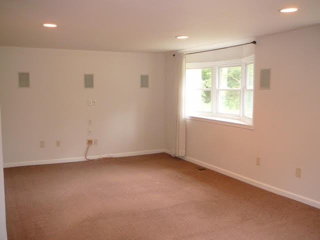 2075 Garrisonville Rd - Photo 3 of 7