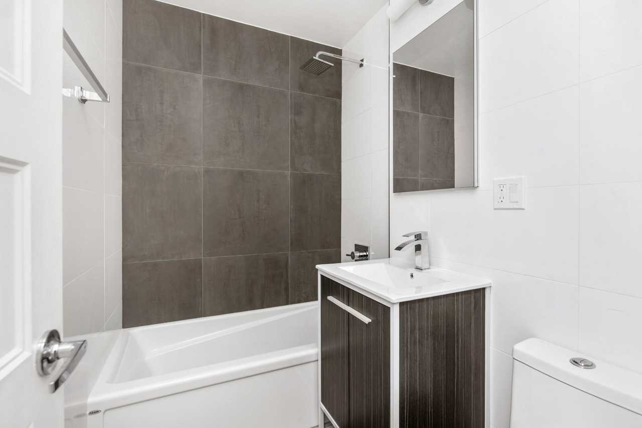 142 142 20 Franklin Avenue #6U - Photo 2 of 8