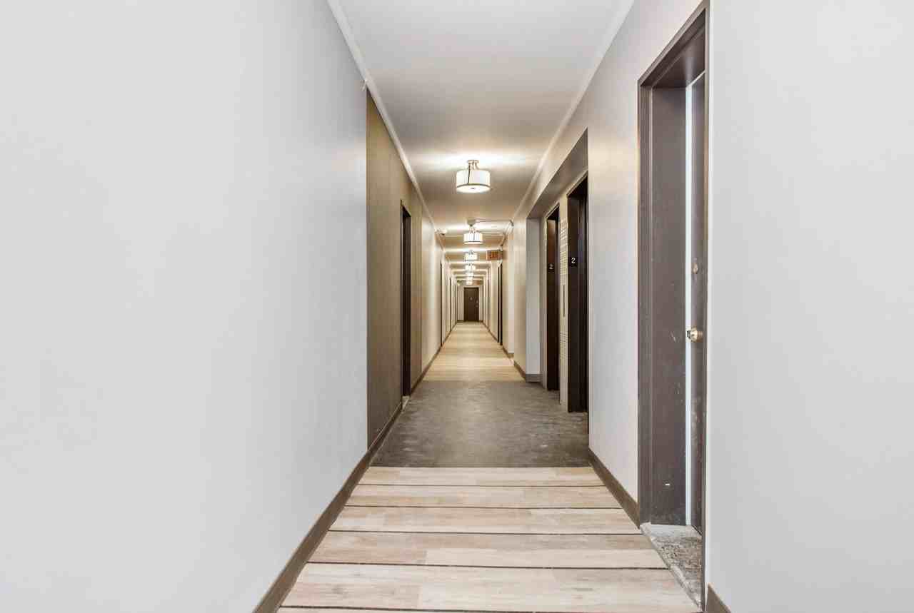 142 142 20 Franklin Avenue #6U - Photo 3 of 8