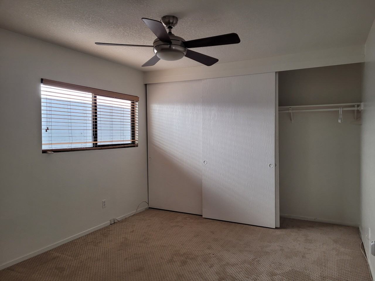 128 15th St - Photo 2 of 4