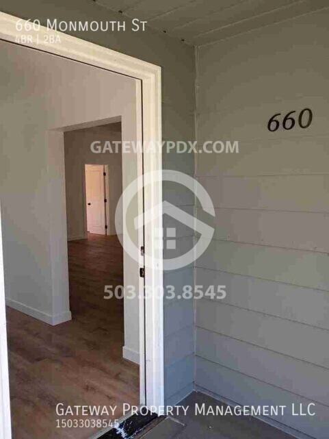 660 Monmouth St - Photo 3 of 23