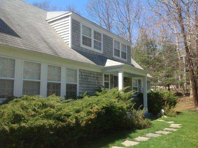 THE GLEN - Photo 2 of 23