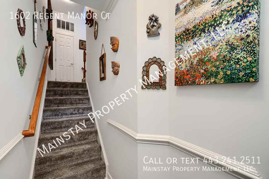 1602 Regent Manor Ct - Photo 2 of 38
