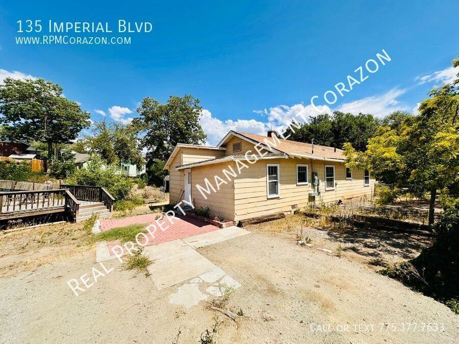 135 Imperial Blvd - Photo 2 of 26