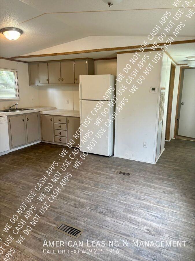 105 Hornet Ln - Photo 2 of 4