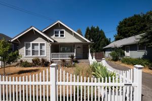 featured image of 1543 Pacific Ave