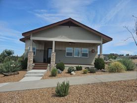 1040 Se Greenleaf Ln - Photo 1 of 1