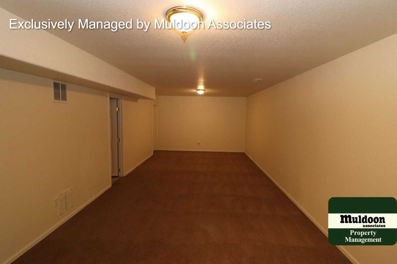 1661 W Siesta Dr - Photo 6 of 19