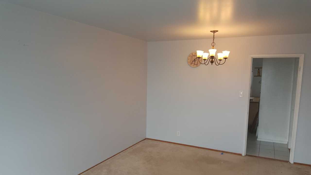 208 Ward St - Photo 3 of 15