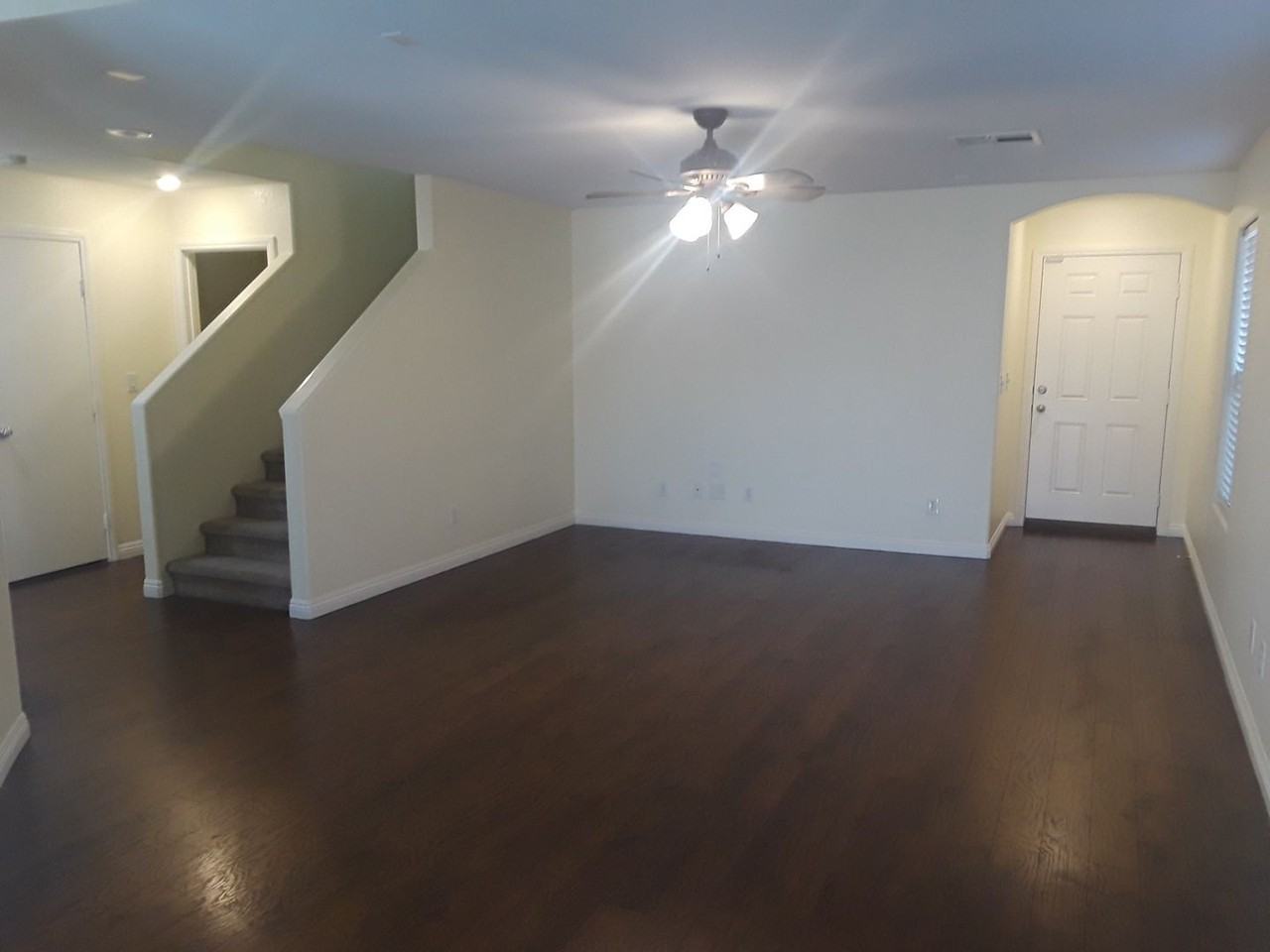 9237 Weeping Water Ave - Photo 3 of 18