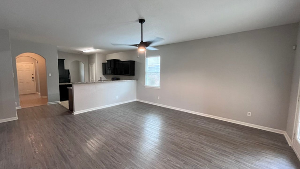 7063 Capeshaw - Photo 7 of 29