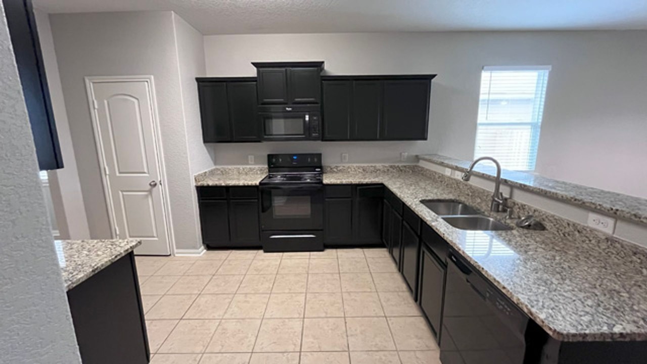 7063 Capeshaw - Photo 5 of 29