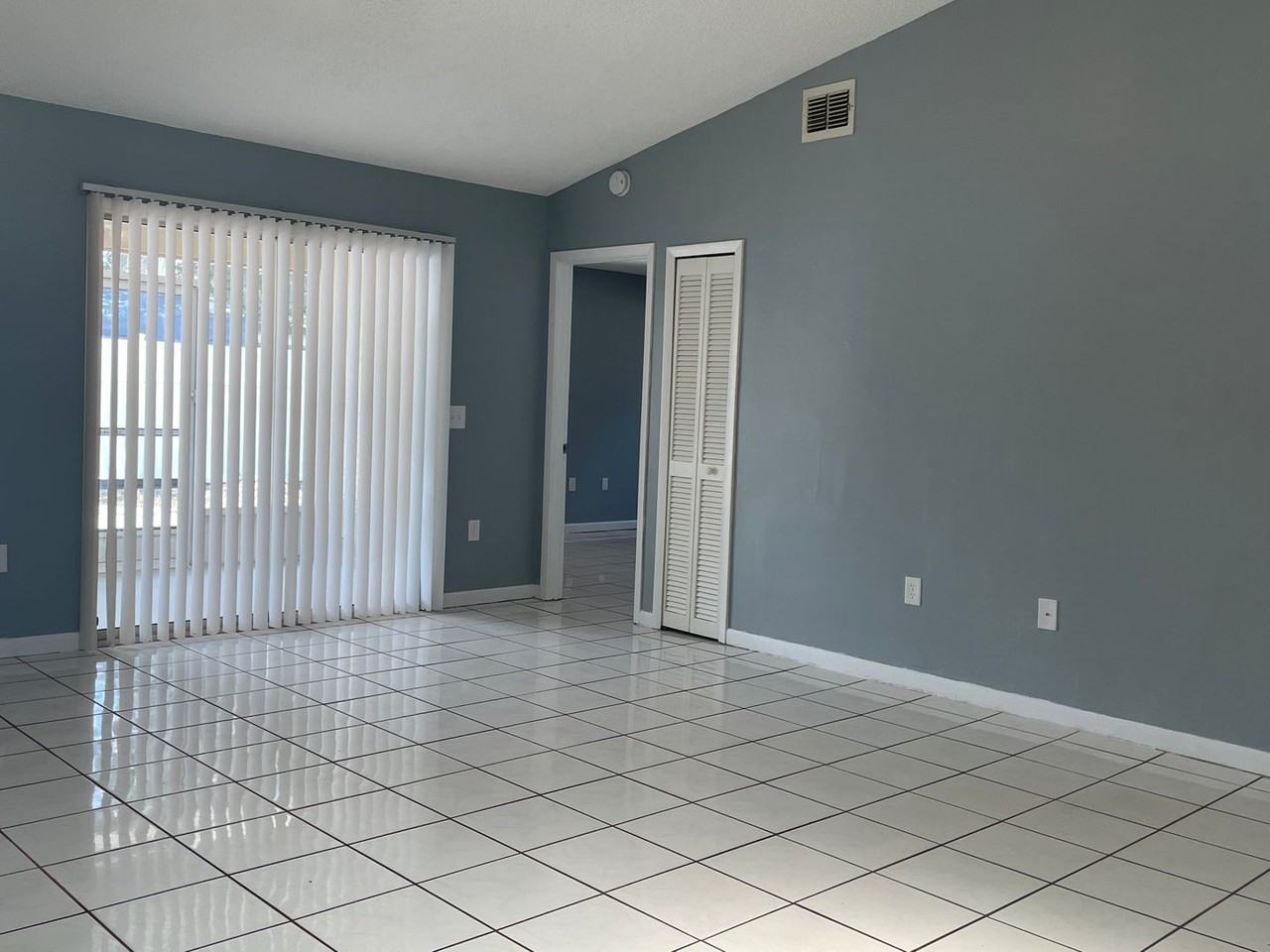 734 Bittern Ln #B - Photo 6 of 23