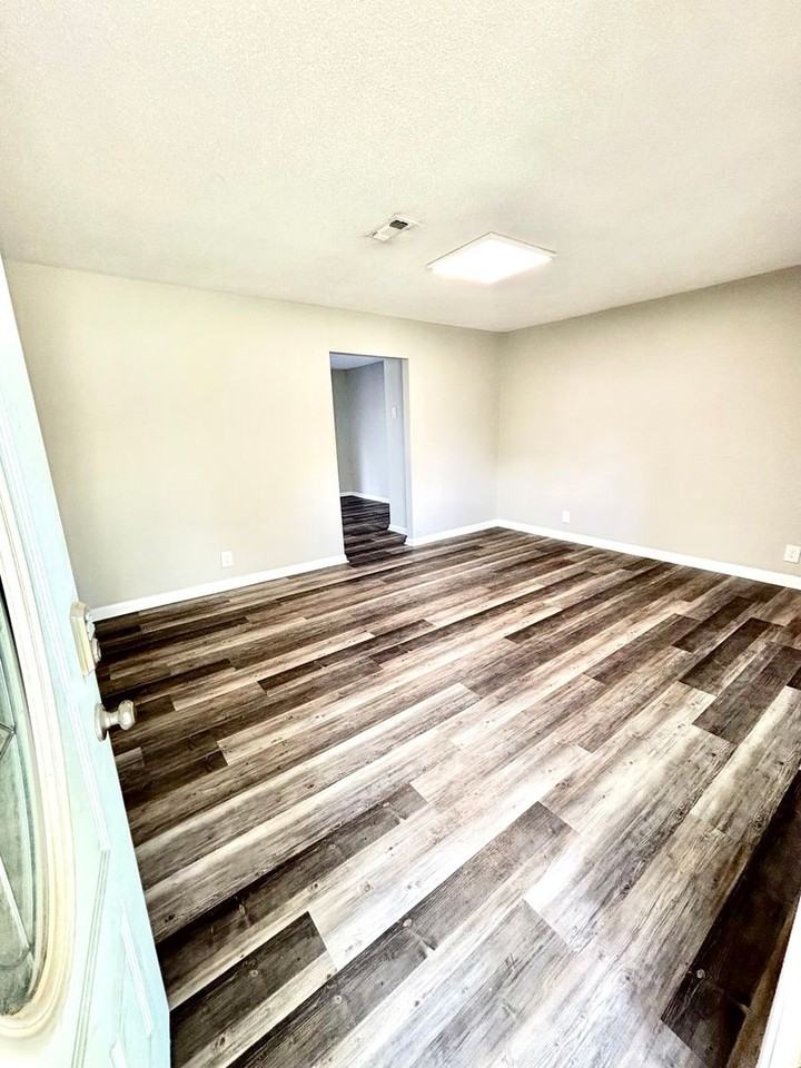 804 Pardew St - Photo 3 of 10